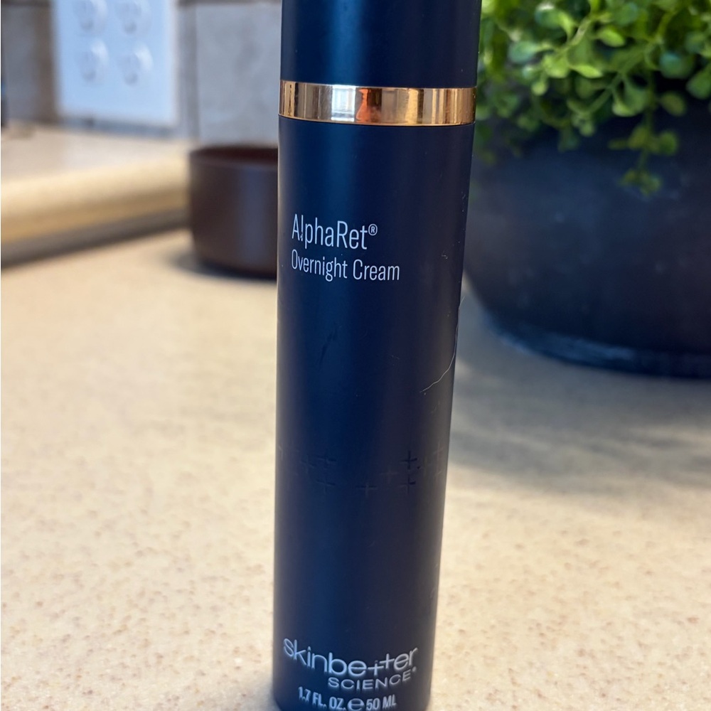 SOLD Skinbetter Science AlphaRet Overnight Cream